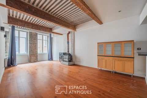 Appartement atypique en duplex en hypercentre