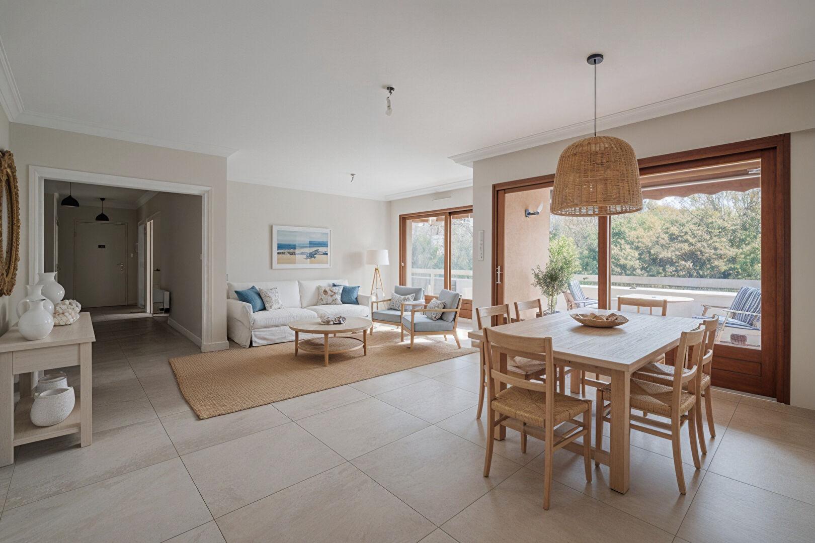 Appartement contemporain rénové sur le Quai Jongkind