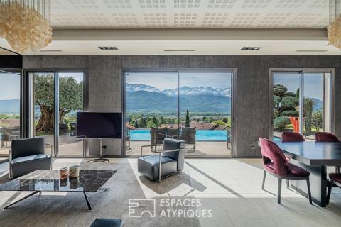 Villa d&rsquo;exception à la vue panoramique avec piscine