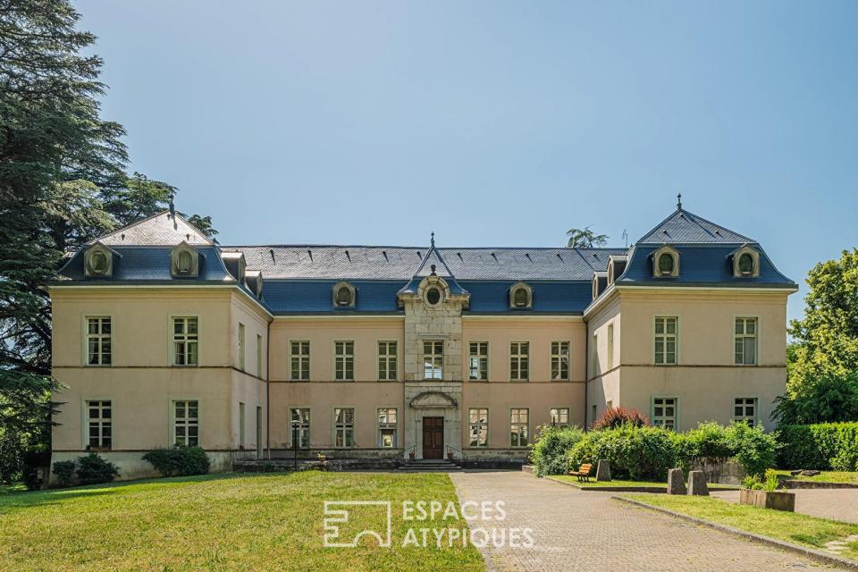 Appartement lumineux en duplex au château du Muret