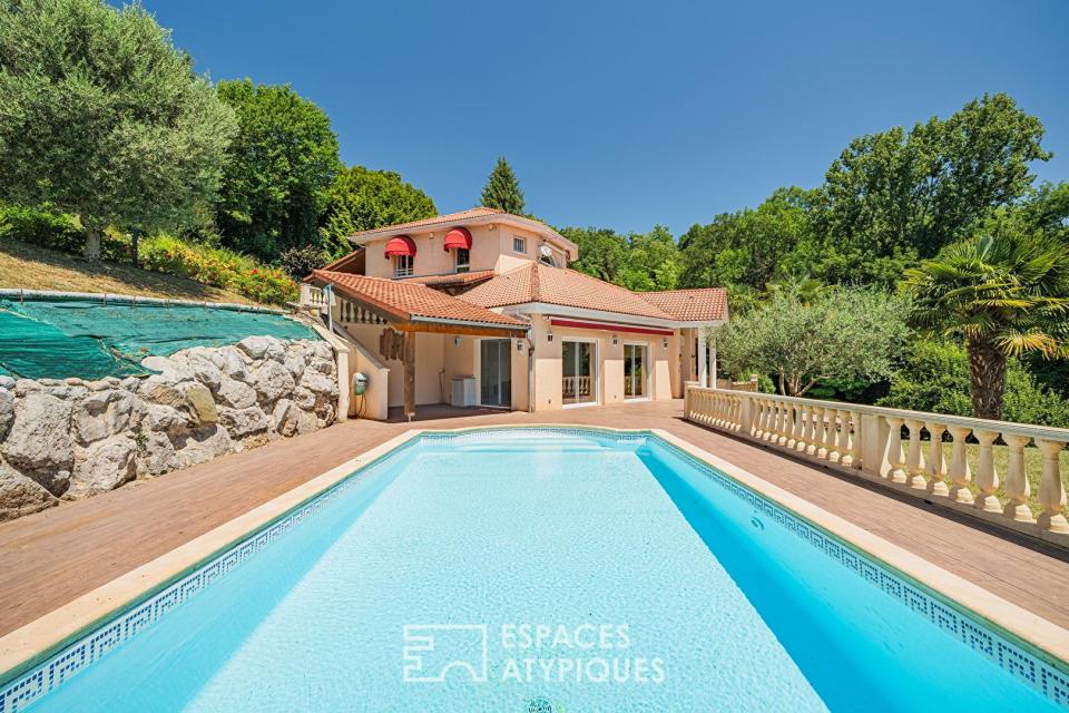 Villa de standing avec vue panoramique sur la plaine de l'Isère
