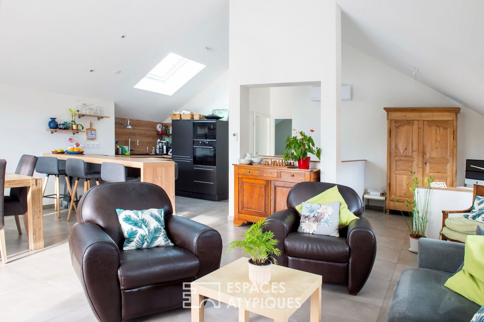 Duplex with terrace and view