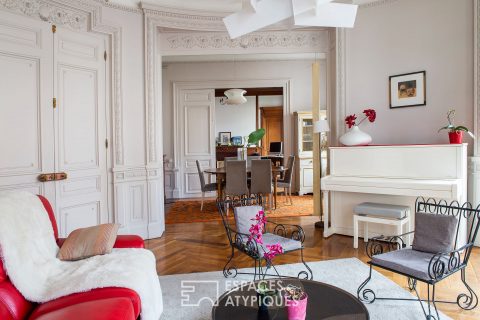 Prestige apartment Place Notre Dame