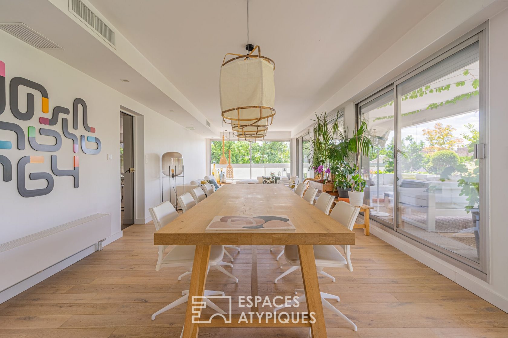 Appartement d’architecte avec vue et terrasse d’exception