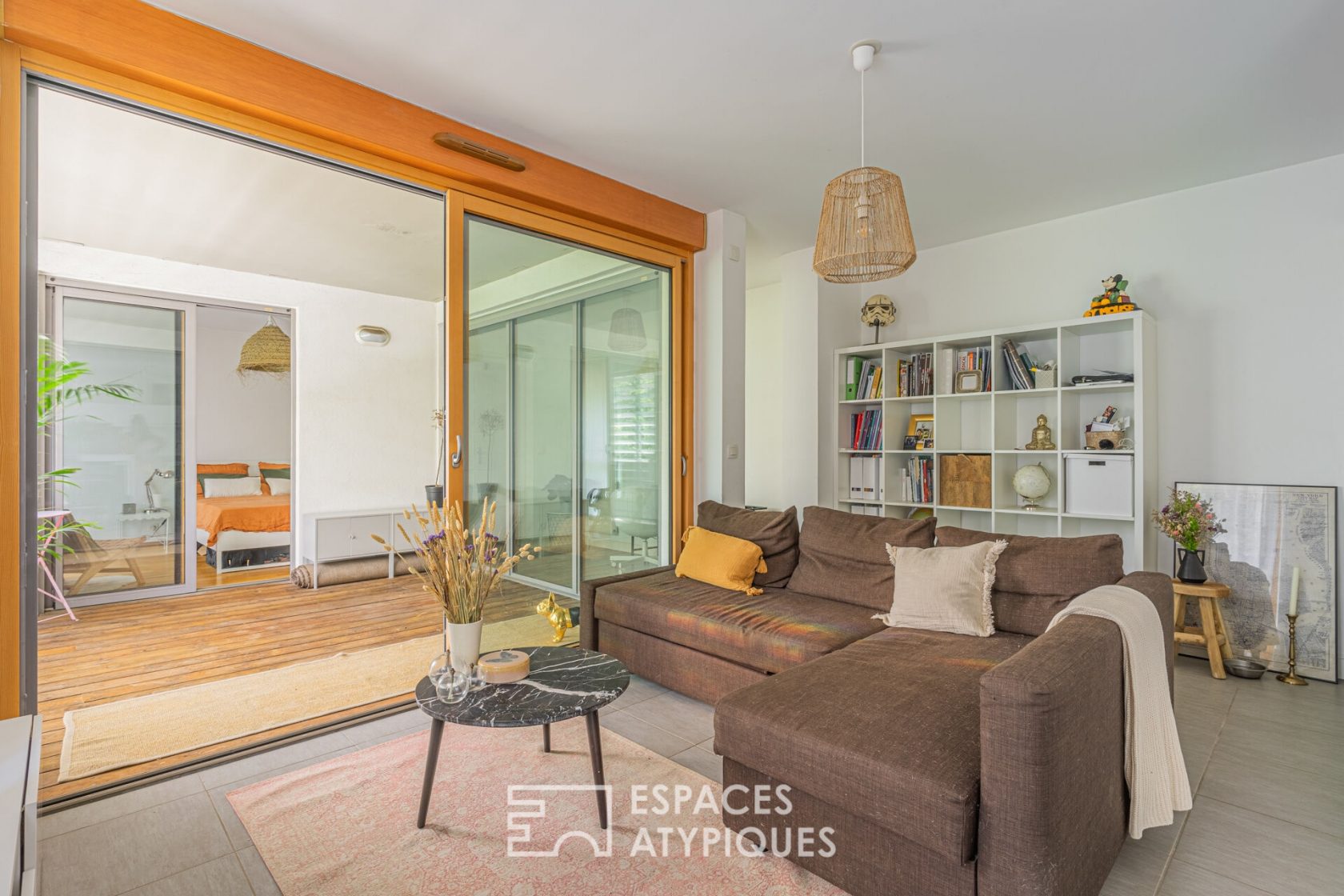 Appartement avec patio au coeur de la Caserne de Bonne