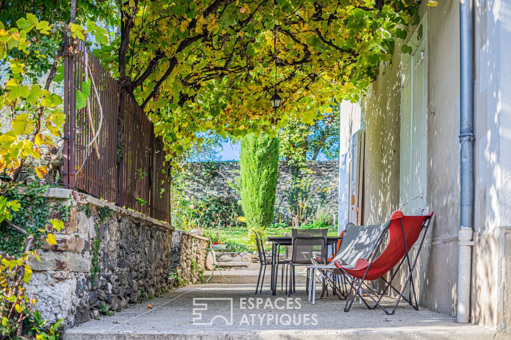 Maison de charme avec dépendance