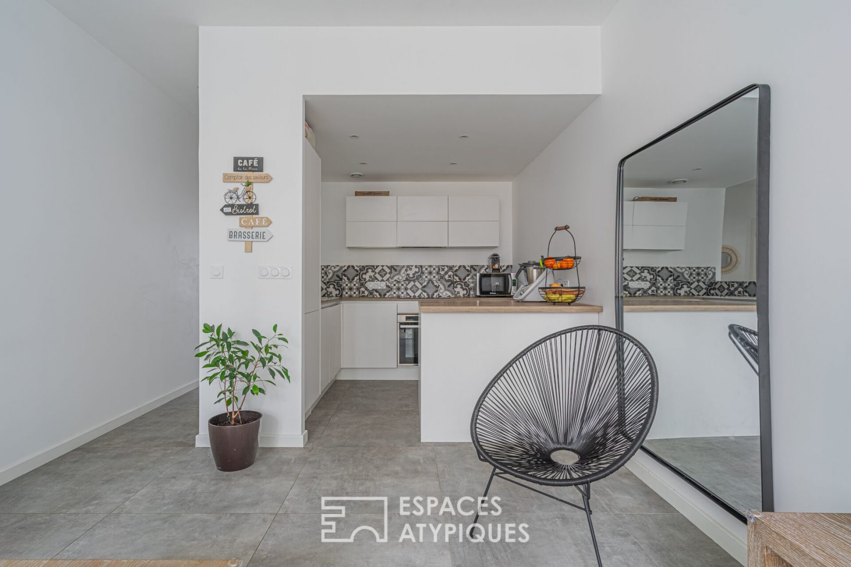 Completely renovated apartment in the heart of Championnet