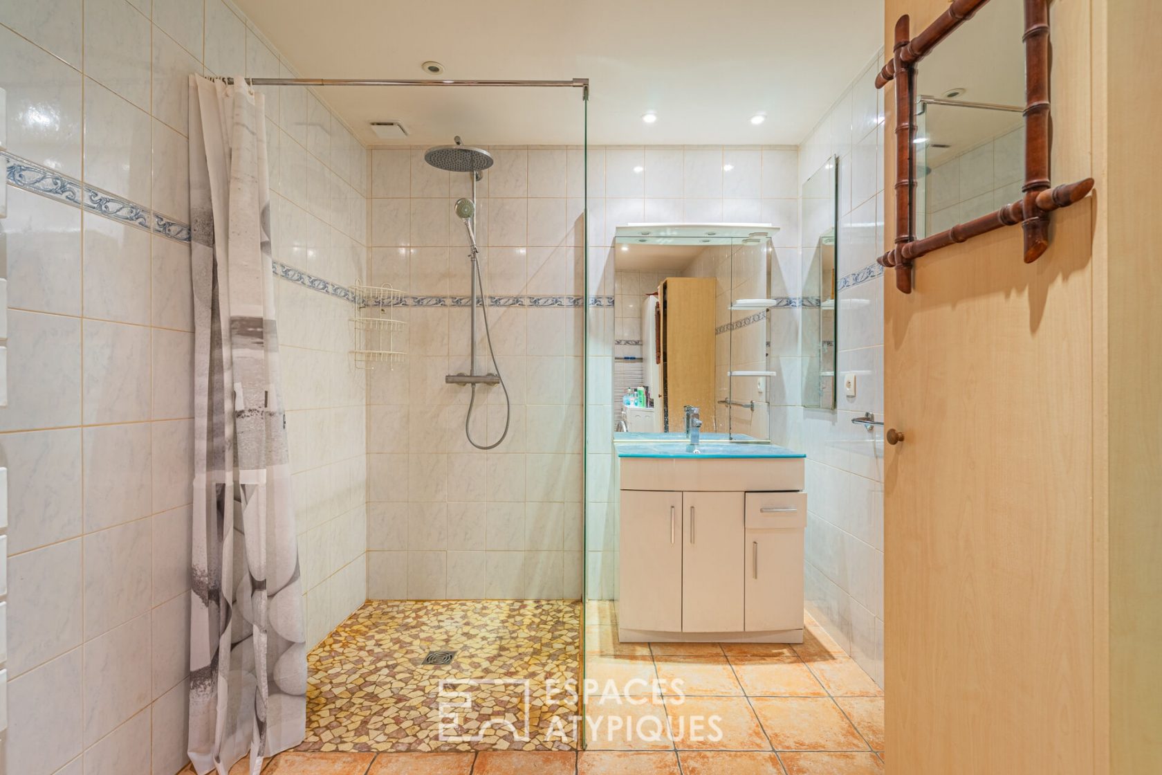Old renovated farmhouse in Belledonne