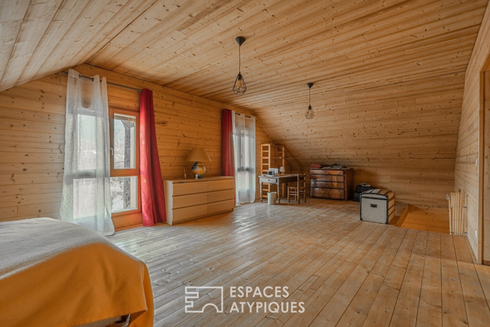 Old renovated farmhouse in Belledonne