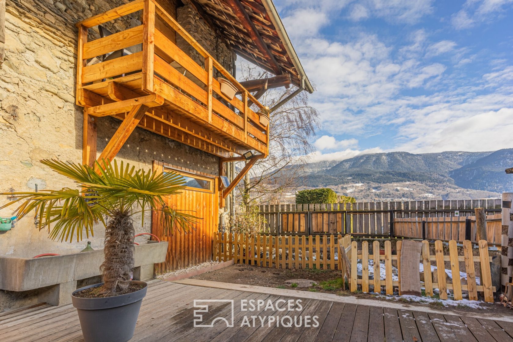 Old renovated farmhouse in Belledonne