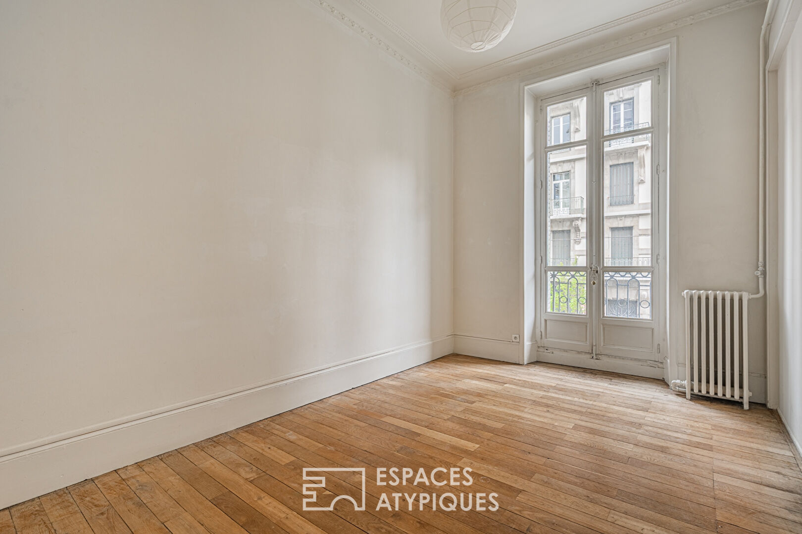 Haussmannian apartment to revisit