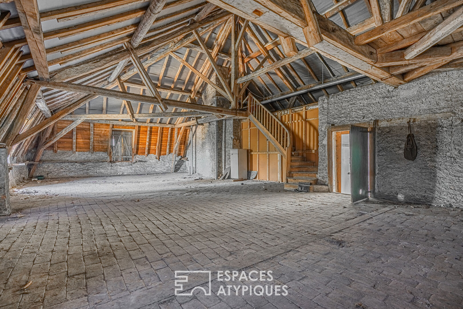 Elégante maison bourgeoise du 18ème siècle