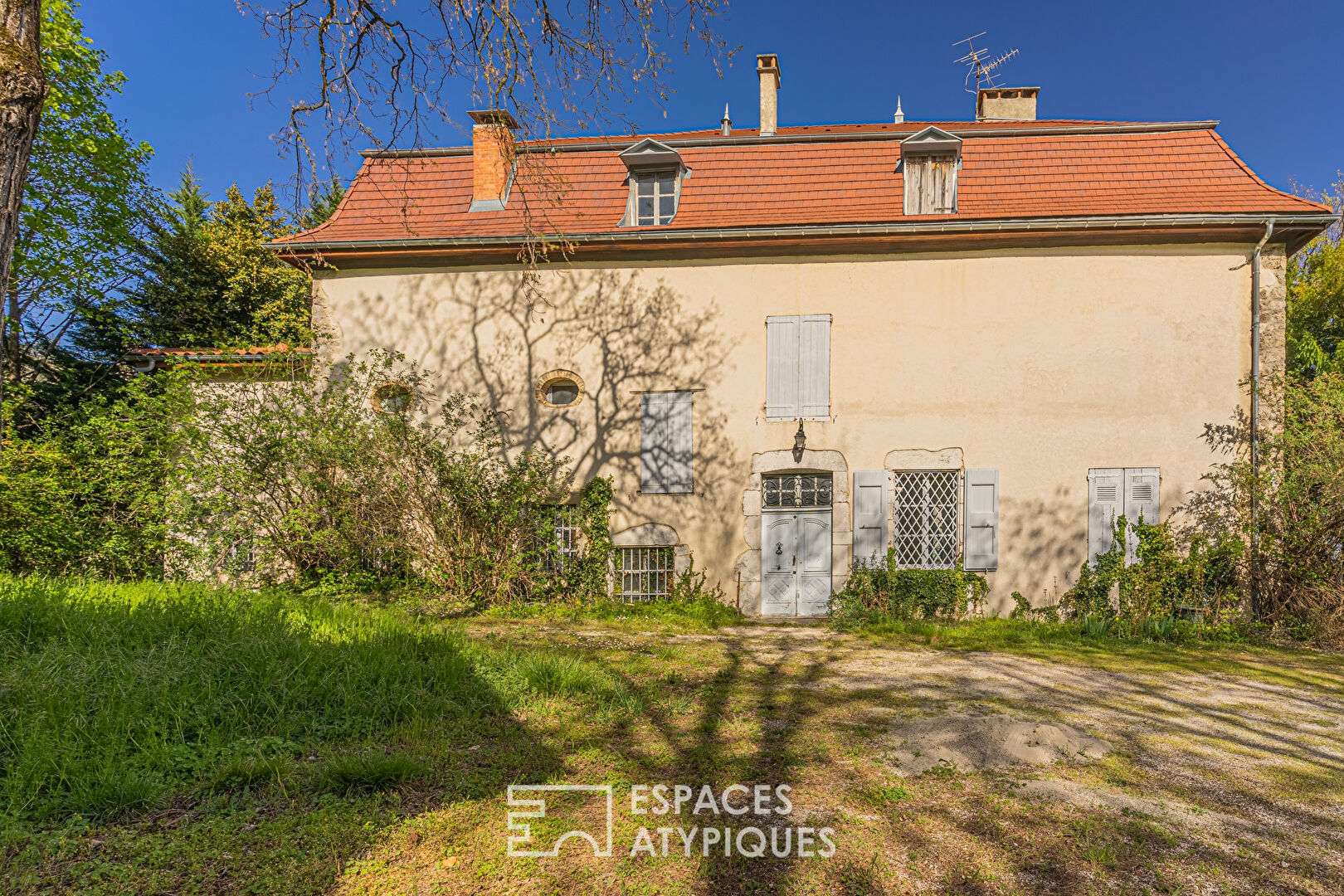 Elégante maison bourgeoise du 18ème siècle