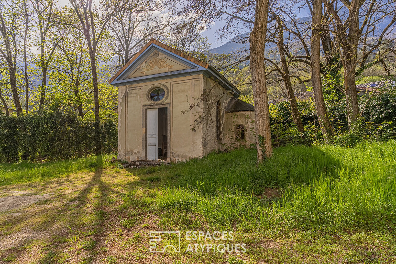 Elégante maison bourgeoise du 18ème siècle