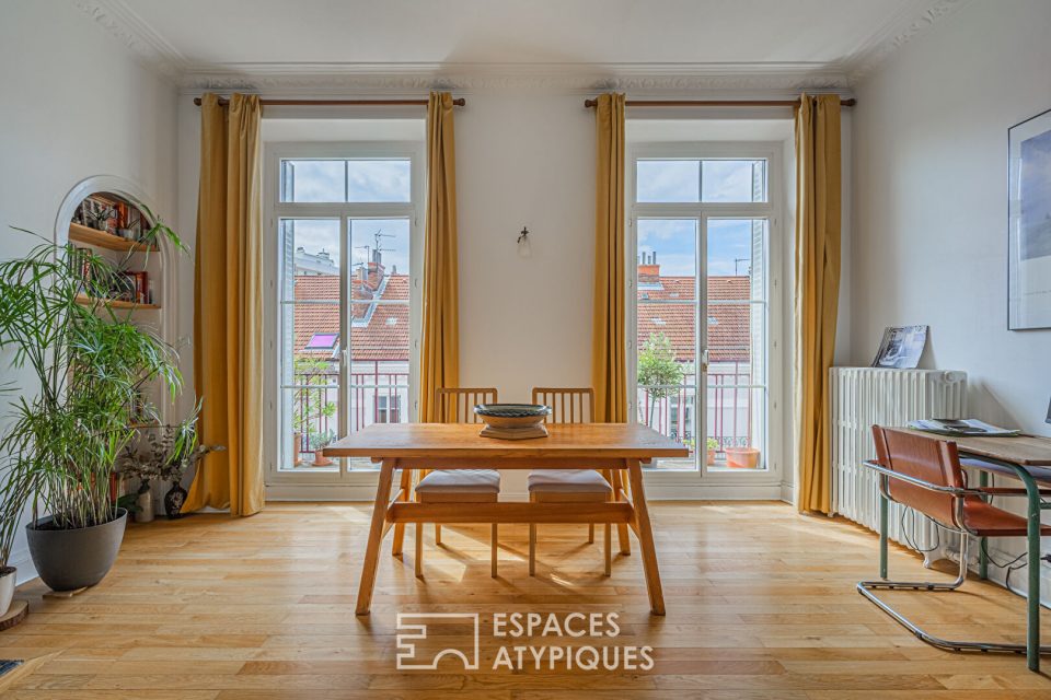 38000 GRENOBLE - Appartement de caractère en dernier étage - Réf. 747EAG