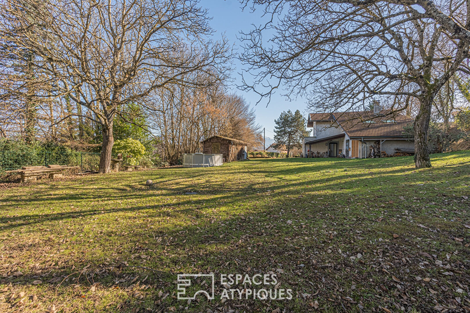 House in its green setting
