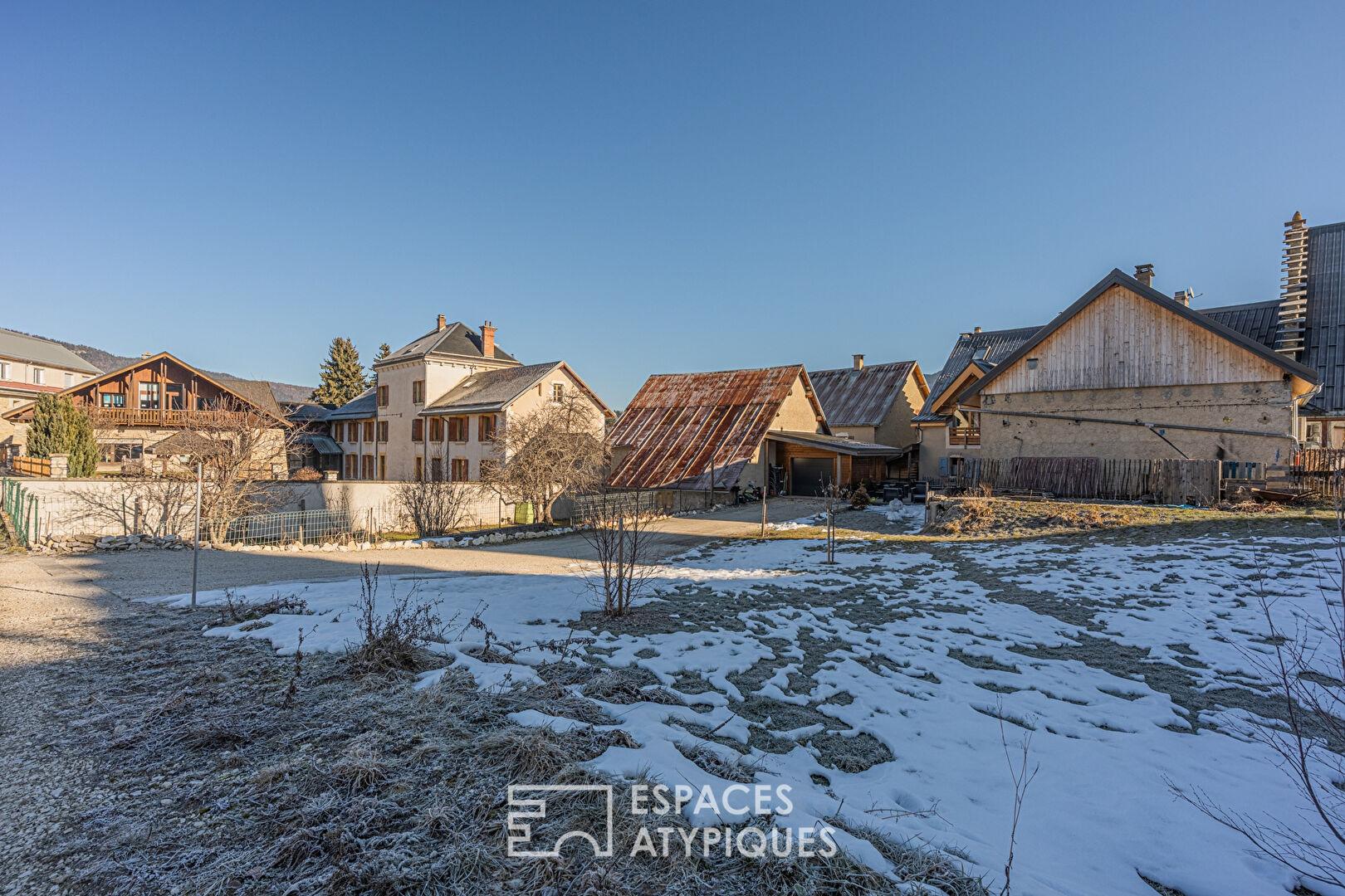 Authentique maison de village et son esprit montagne