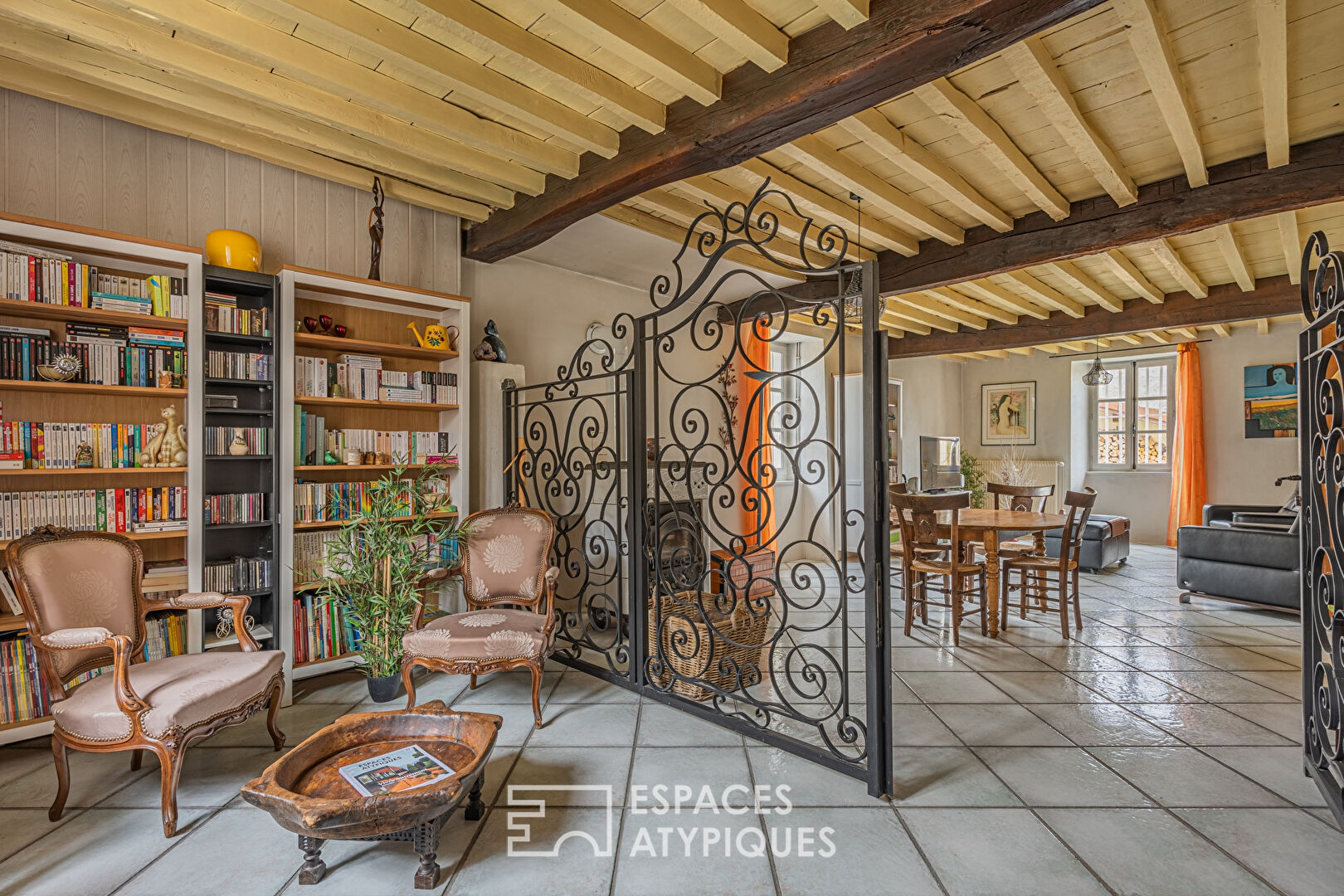 Maison de caractère et son bel environnement verdoyant