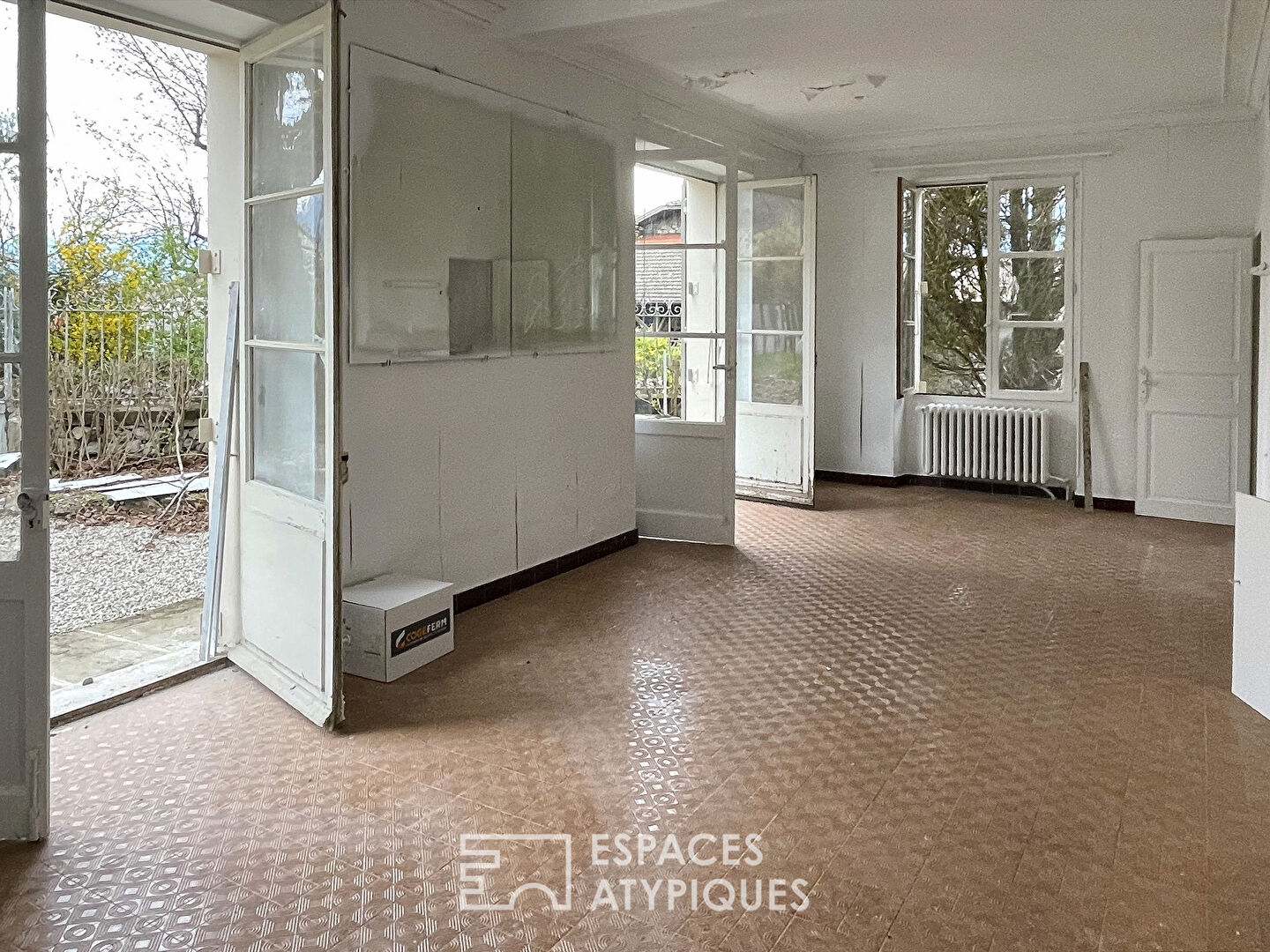 Maison bourgeoise au centre du village