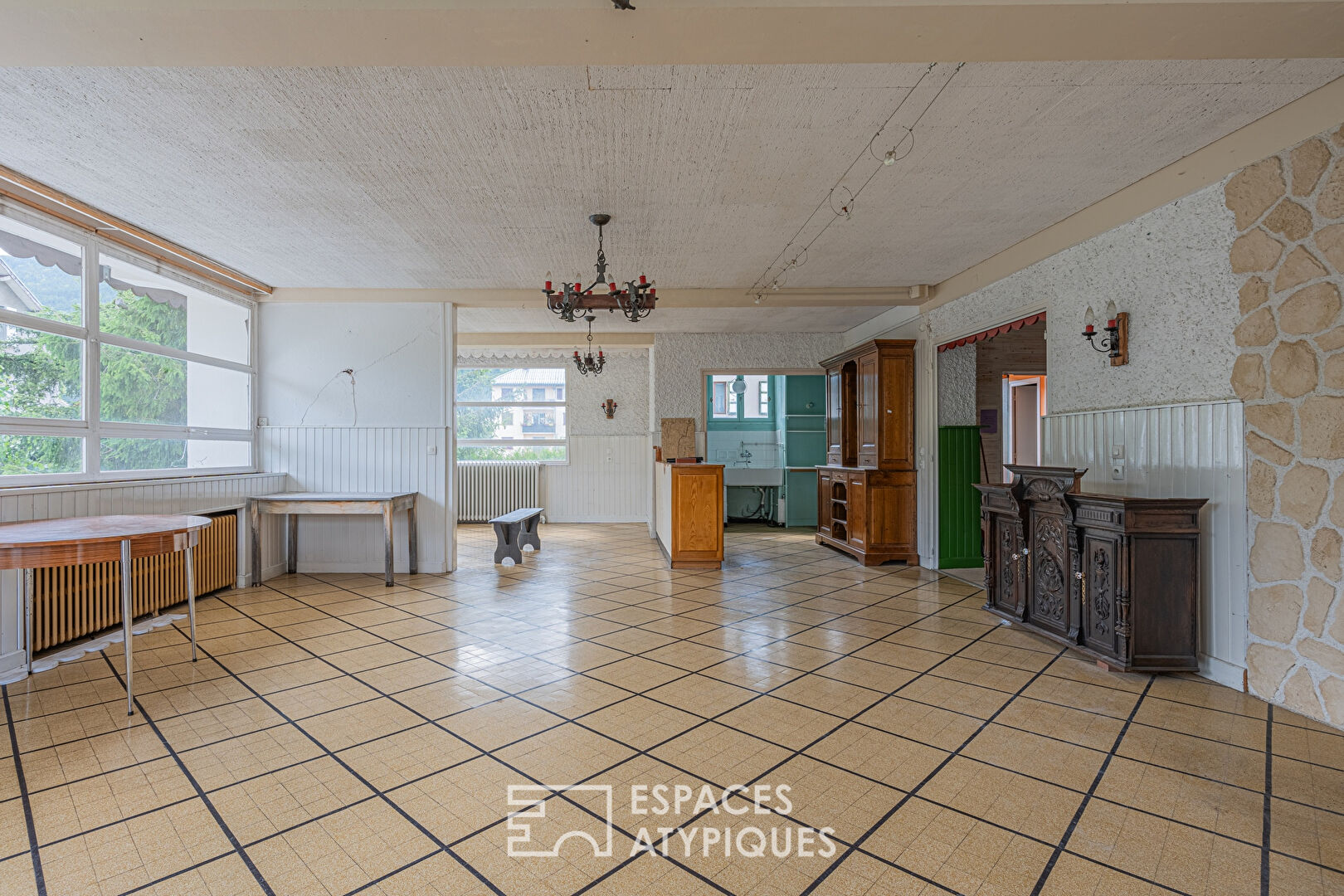 Etablissement familial à réinterpréter