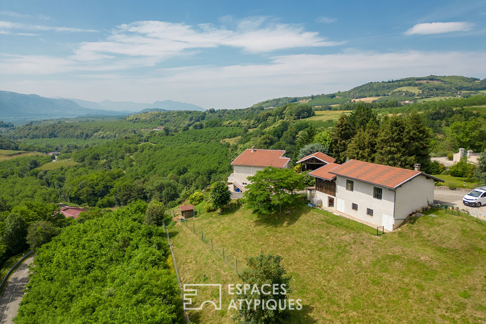 Maison années 70 et sa vue d’exception