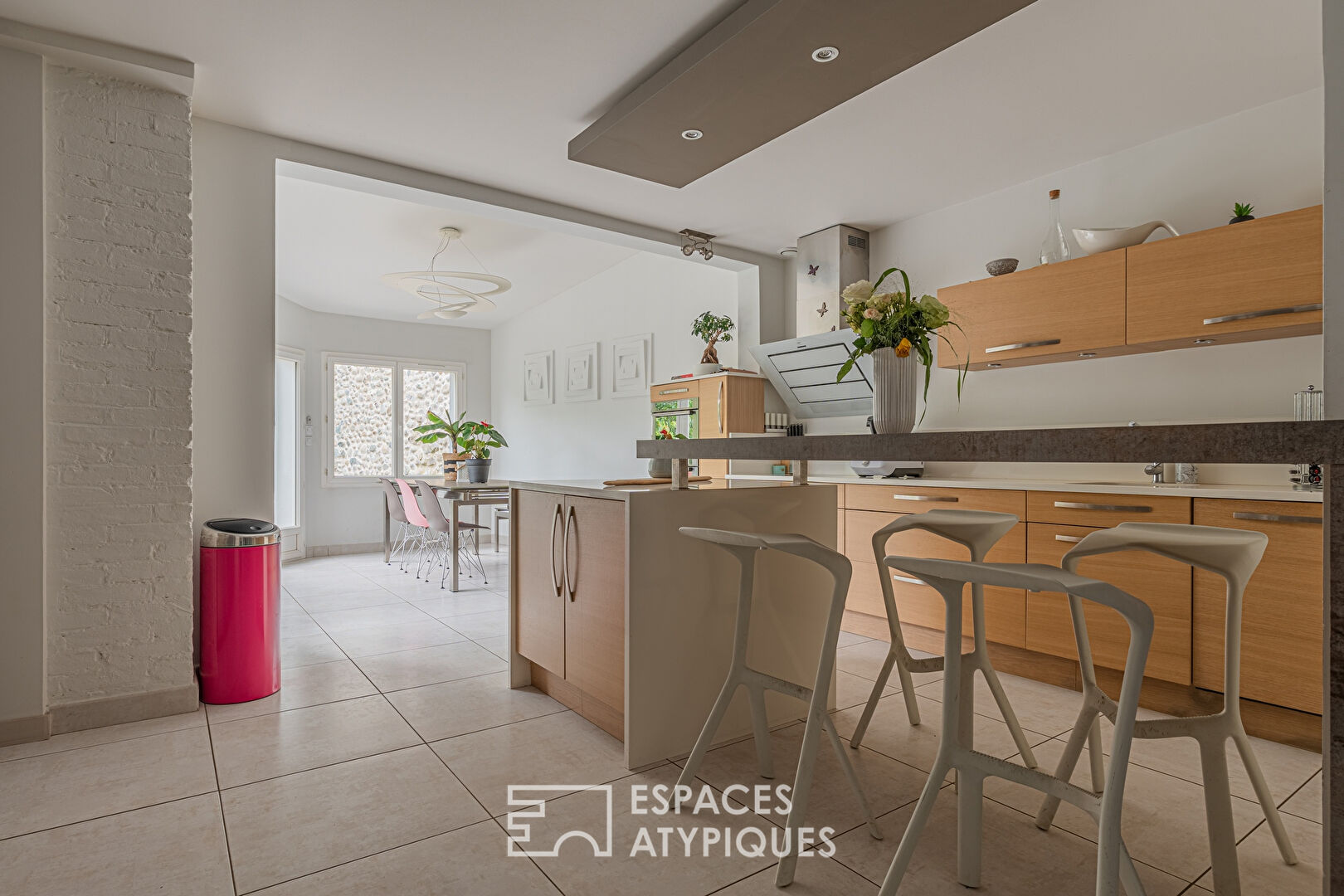 Charming house, garden and annex to convert