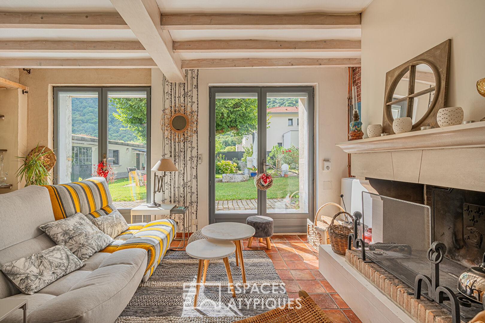 Propriété de charme avec annexe et piscine