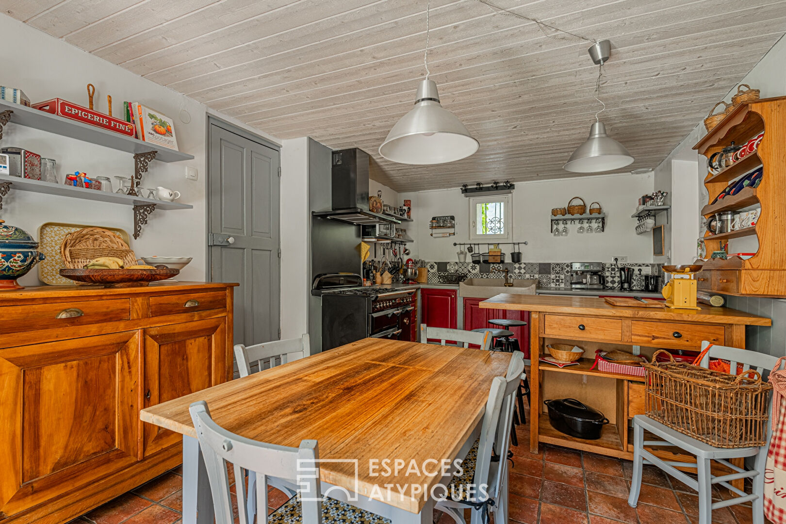 Propriété de charme avec annexe et piscine