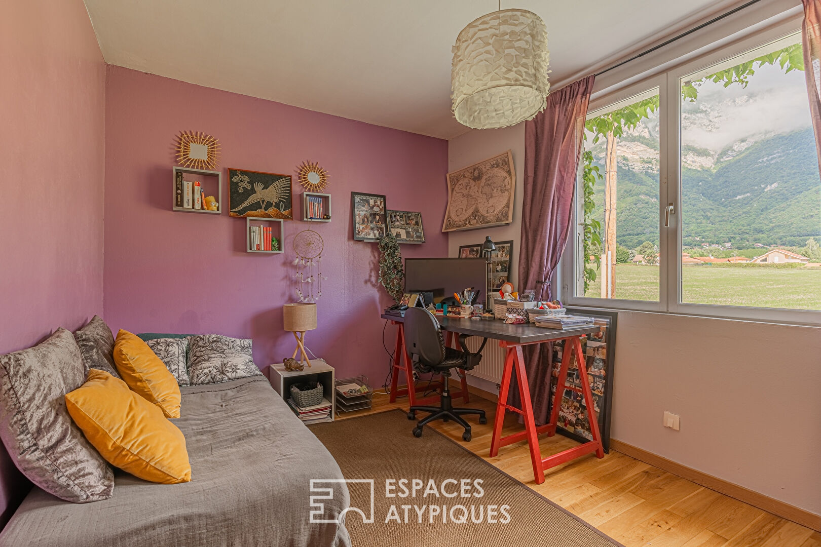 Propriété de charme avec annexe et piscine
