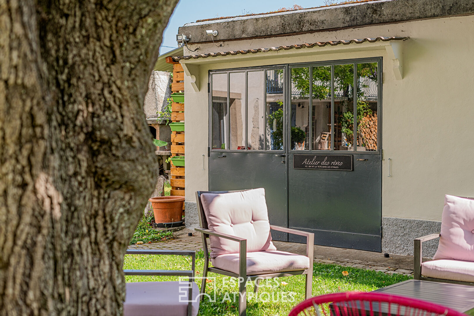 Propriété de charme avec annexe et piscine