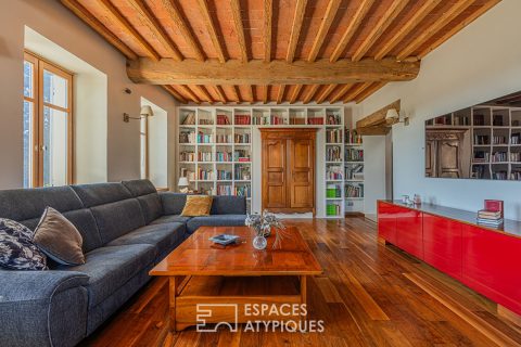 Renovated 1820 Dauphinoise house, swimming pool and charming outbuilding