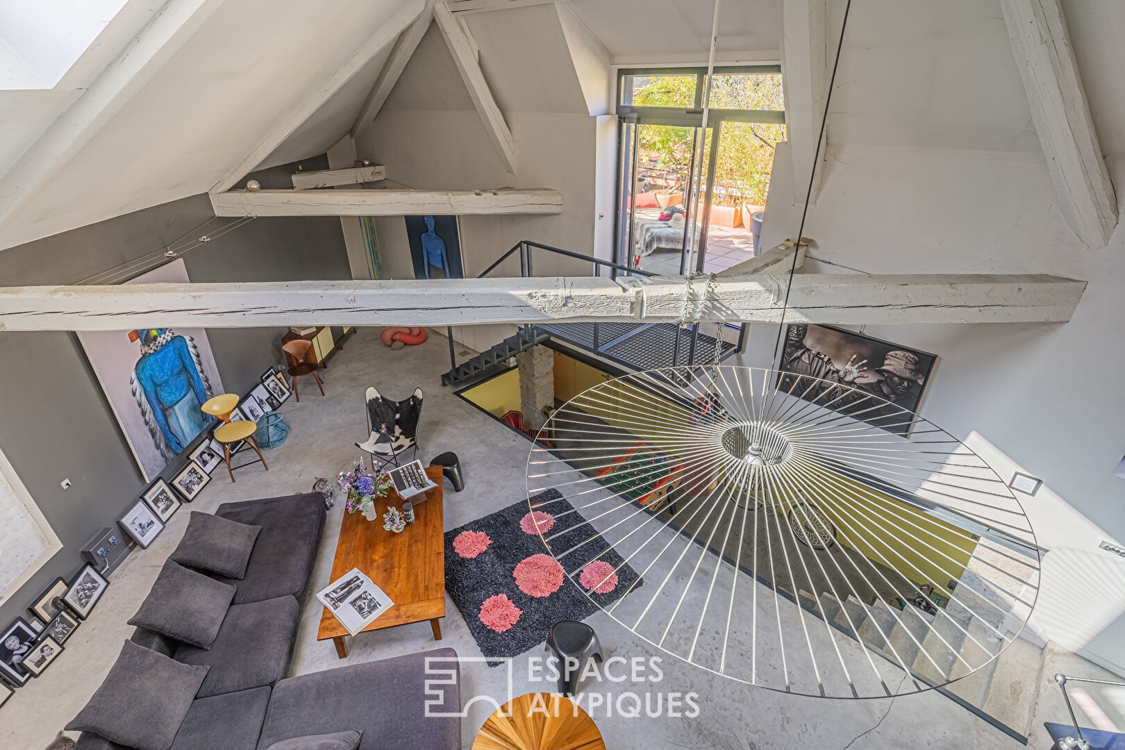 Loft unique avec terrasse privative