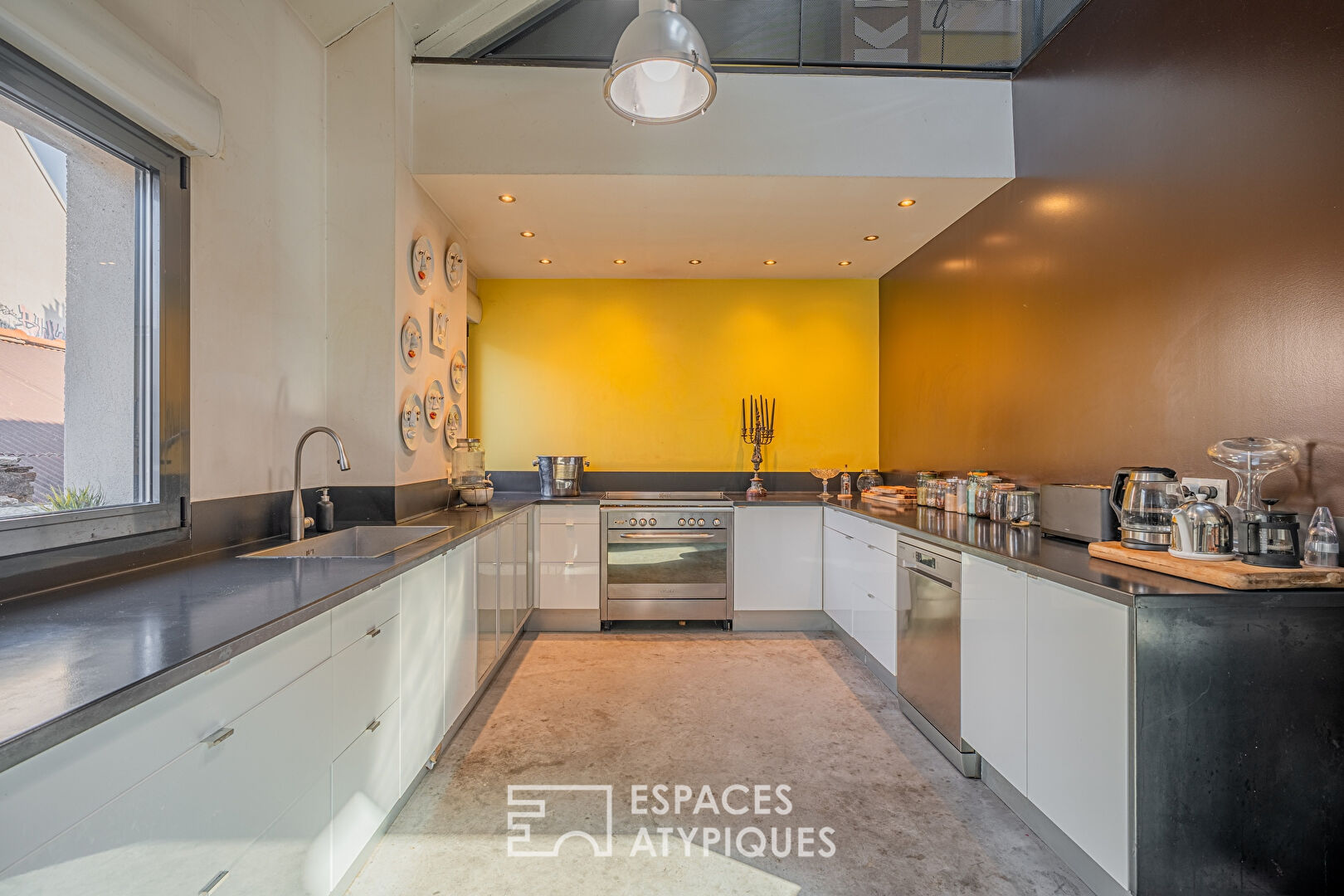 Appartement loft unique avec terrasse privative