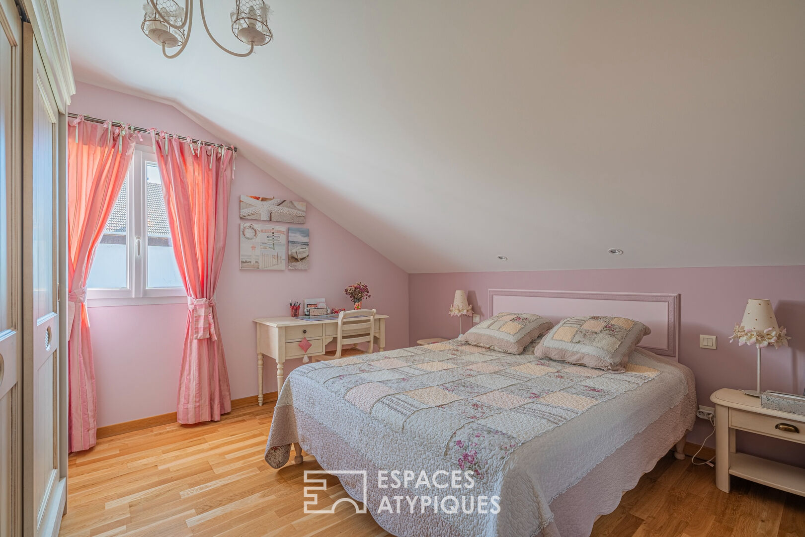 1930s villa revisited in the Criel district