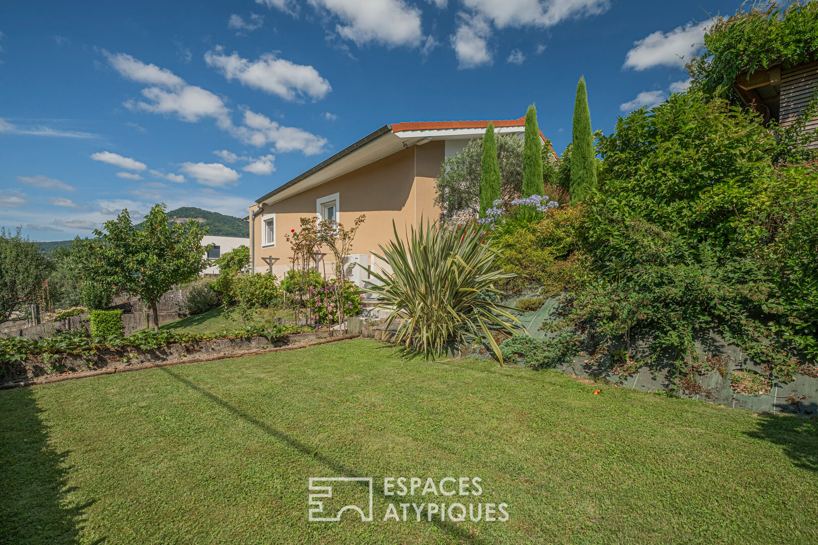 1930s villa revisited in the Criel district
