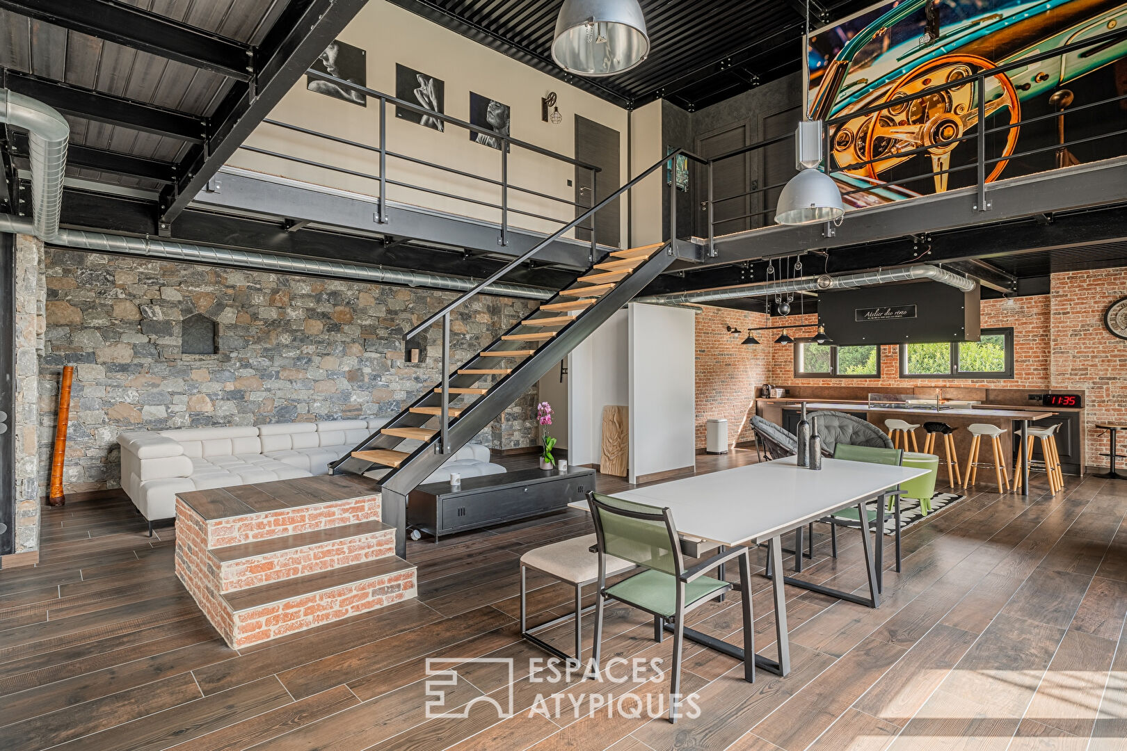 Superb atypical house at the gateway to Savoie