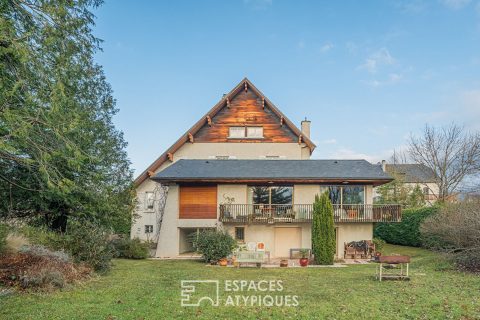 Chartreuse country house redesigned by an architect