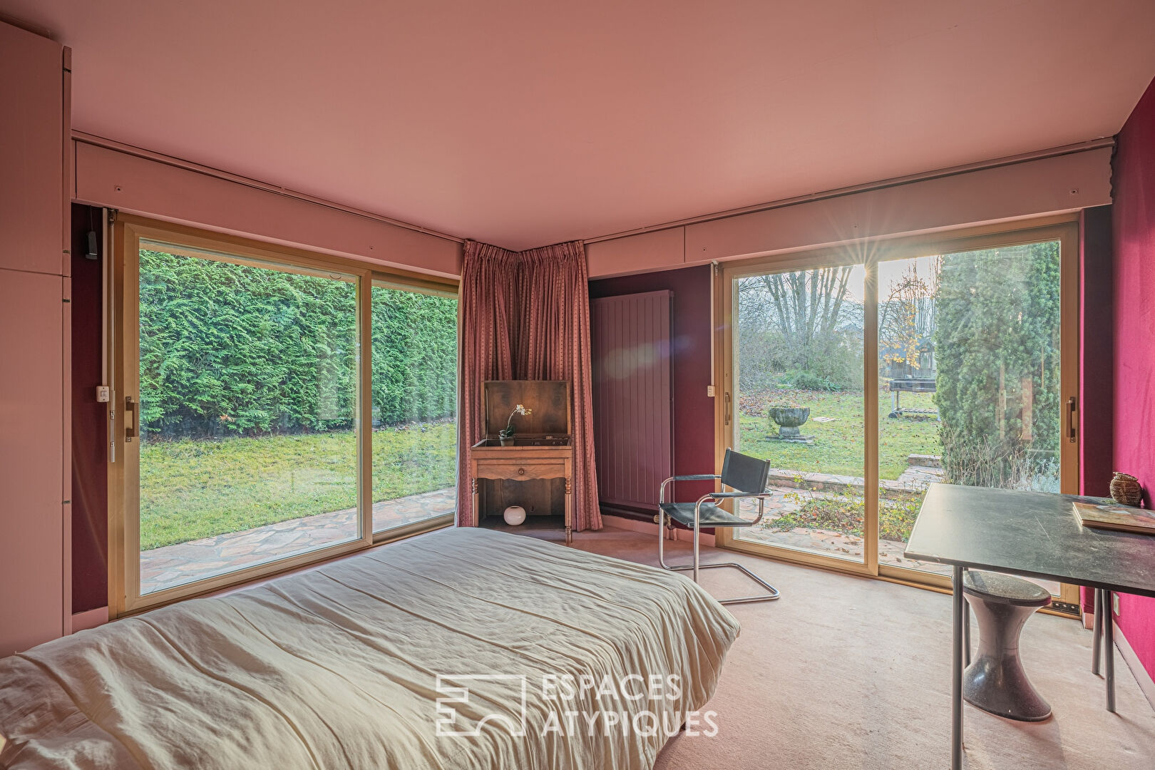 Chartreuse country house redesigned by an architect
