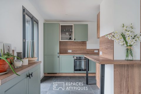 Chalet with contemporary renovation