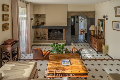 Maison de village aux pierres apparentes