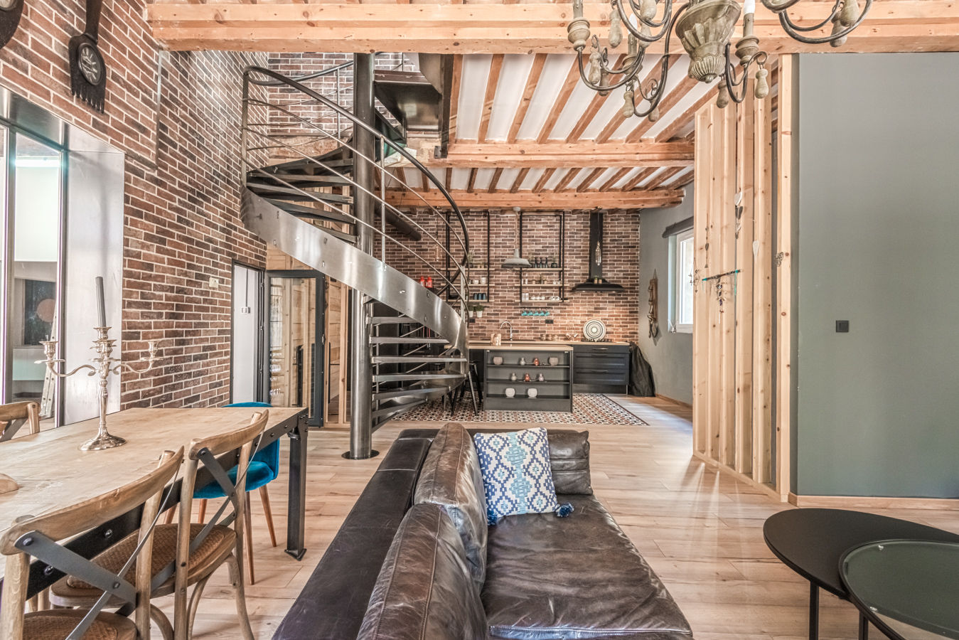 Rénovation contemporaine en coeur de ville