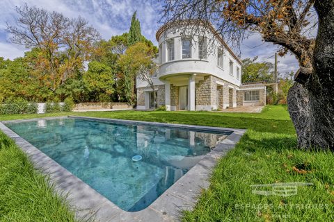 An air of Louisiana: house of 1950 renovated