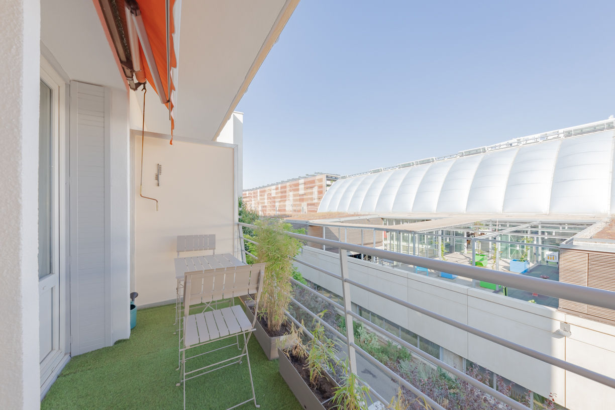 Crossing apartment in the heart of Montpellier