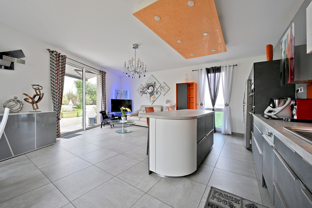 Appartement moderne en toit terrasse