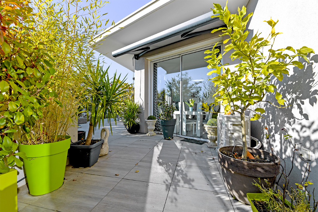 Appartement moderne en toit terrasse