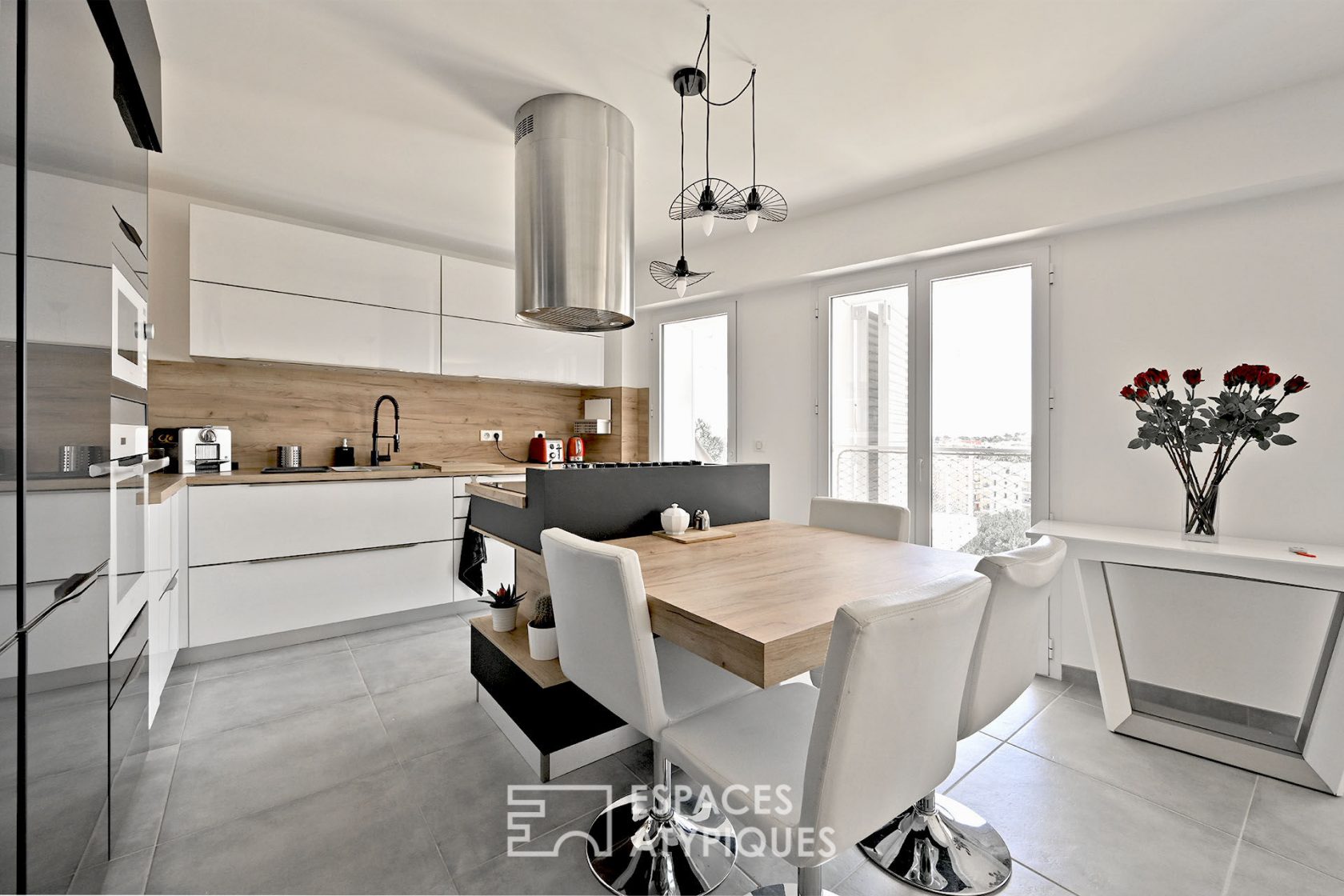 L’arbre Blanc : appartement meublé en étage élevé