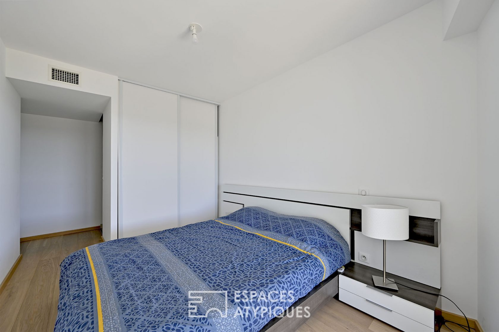L’arbre Blanc : appartement meublé en étage élevé