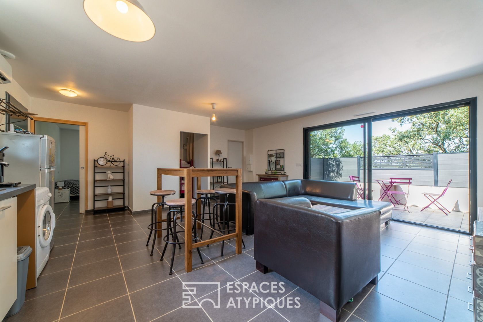 Propriété 2 villas contemporaines en position dominante