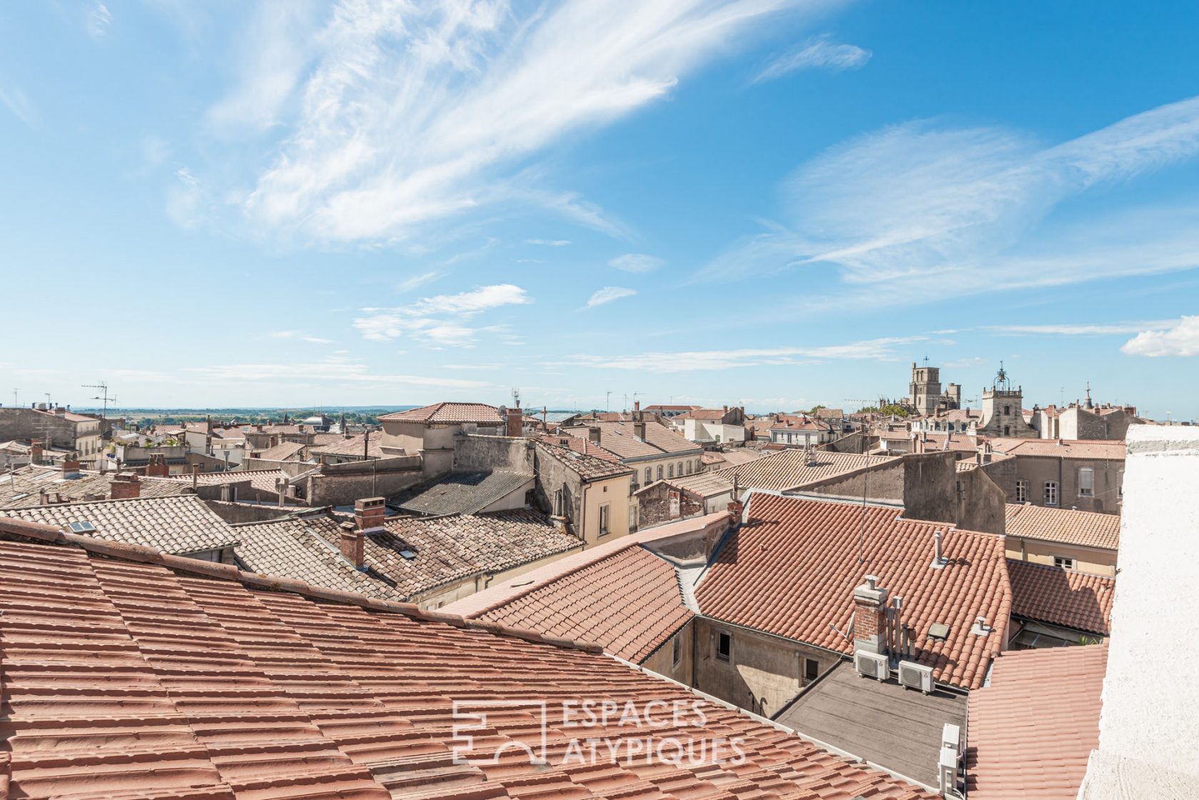 Appartement duplex et terrasse en coeur de ville