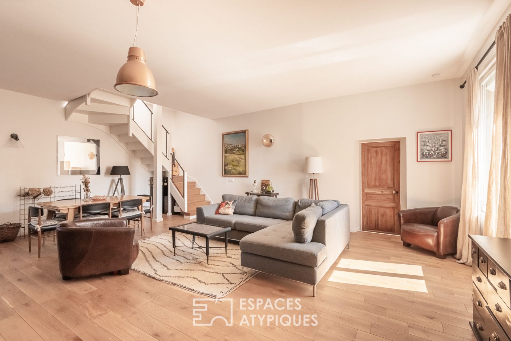Appartement duplex et terrasse en coeur de ville
